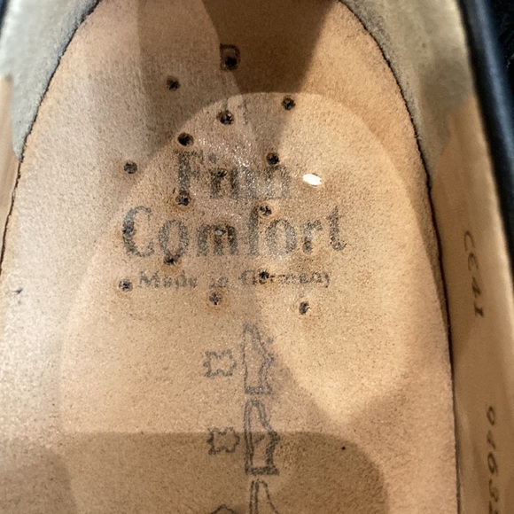 FINN COMFORT Sz 41 Velcro Closure  Leather Mary Jane Sandals Made in Germany - Picture 5 of 12